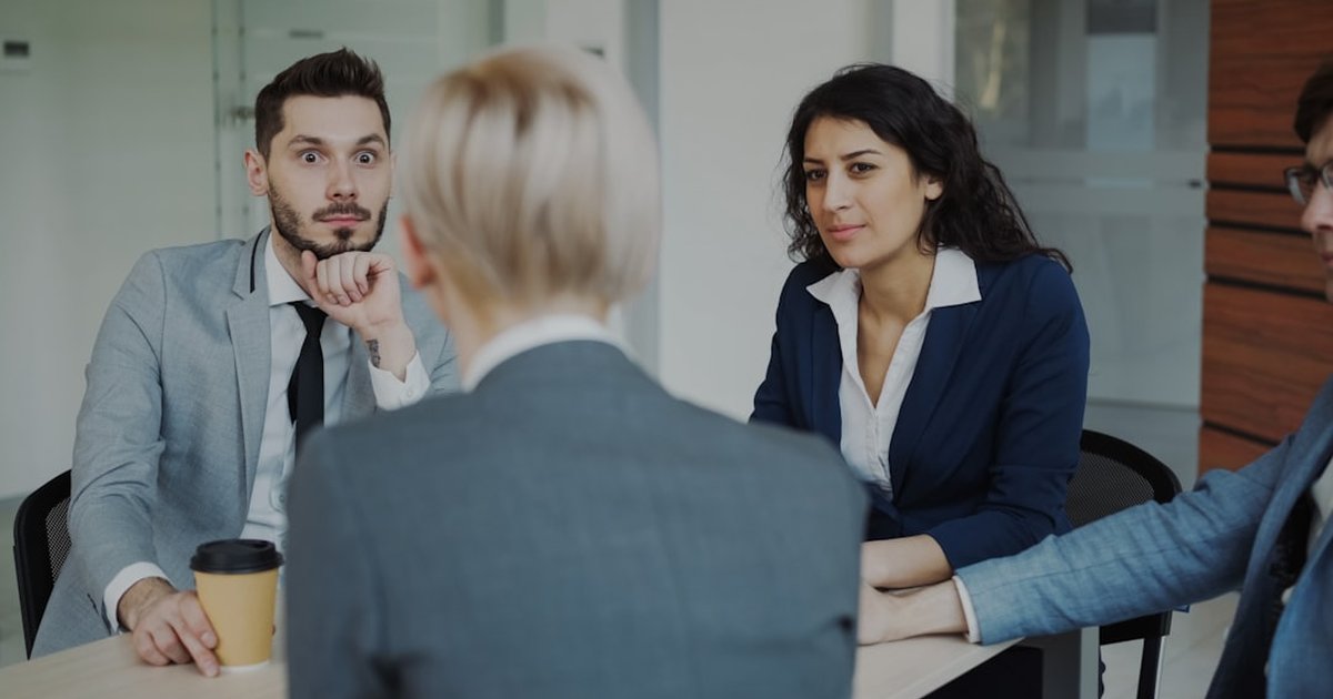 Cold start: recruiter outreach vs DIY applications guide