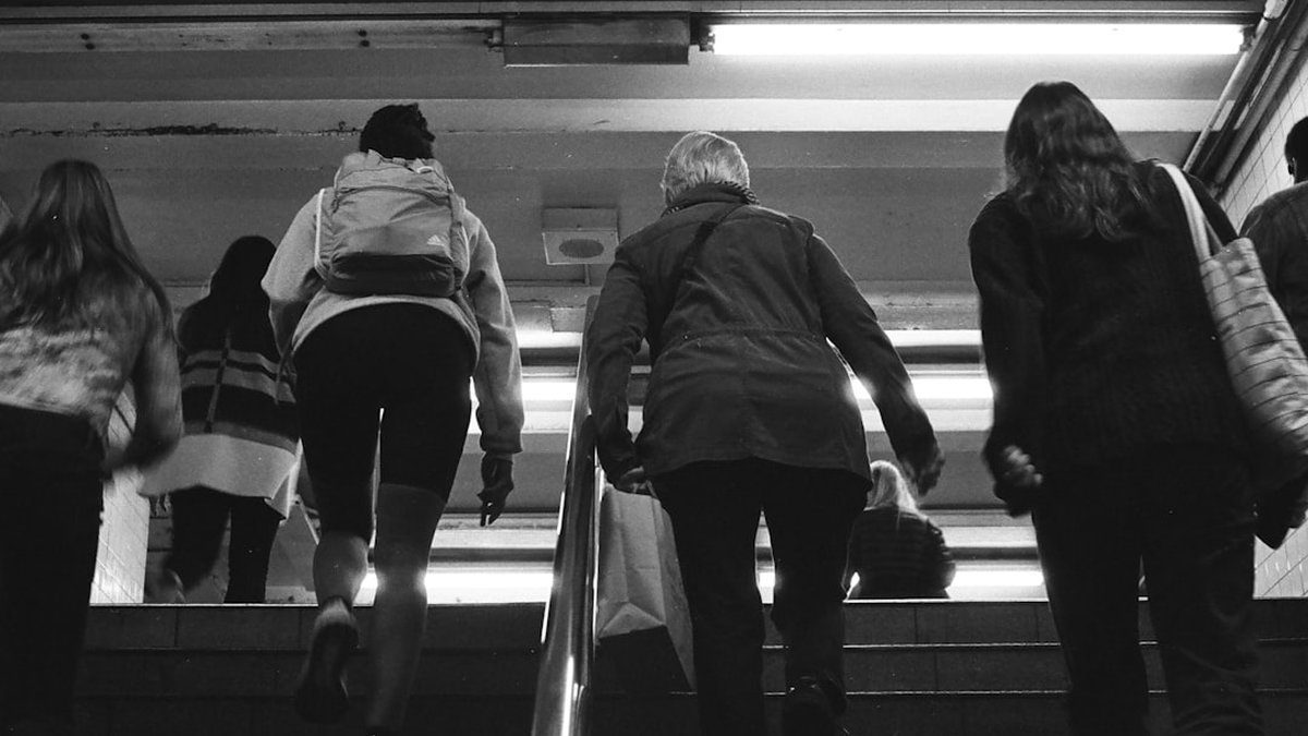 Smart habit trackers for seniors: medication & mobility