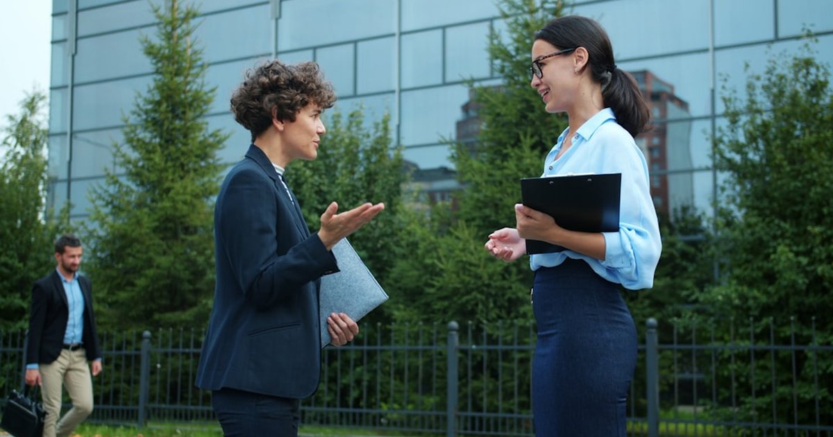 Master Confident Intergenerational Communication at Work