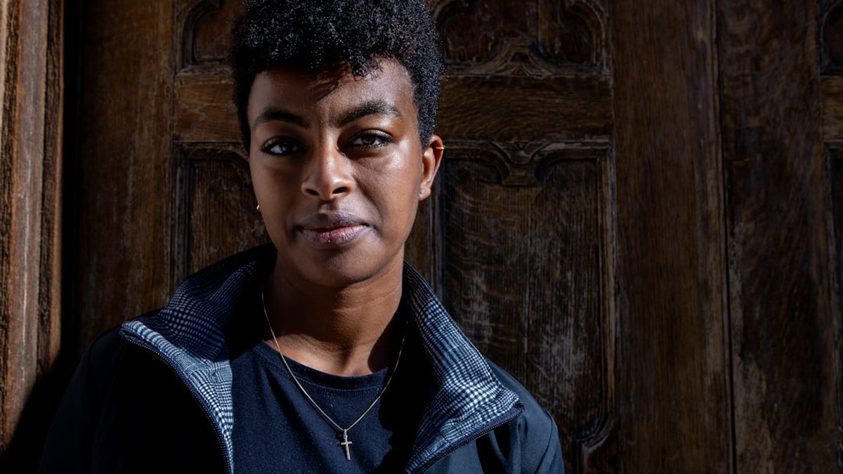 Mindful emailing for managers: reduce drama and confusion