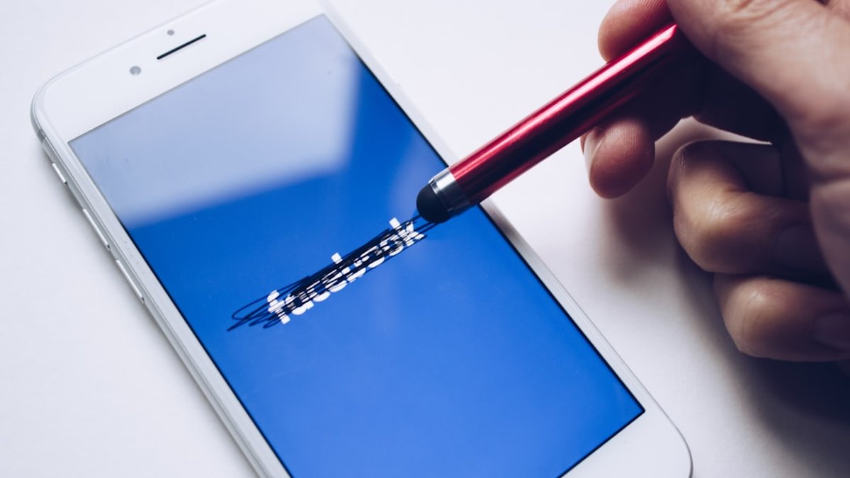 Reducing Social Media Use: Habit Blueprints for Real Change